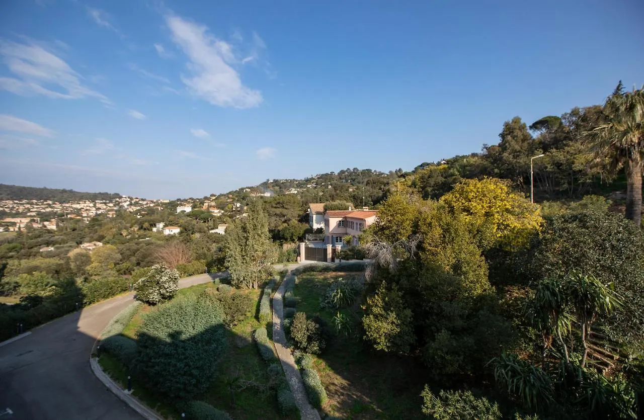 Suite Tropez, Residence De Prestige لا كروا فالميه شقة